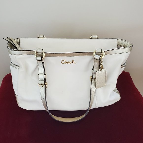 COACH Off-white & Gold Tote Authentic C1163-F17721 - Picture 1 of 11